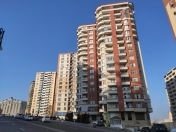 Satılır 2 otaqlı 100 m2 yeni tikili Elmlər Akademiyası m.