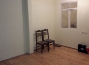 İcarəyə verilir 3 otaqlı 75 m2 həyət evi İctimai telekanalı