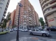 Satılır 4 otaqlı 210 m2 yeni tikili 28 May m.