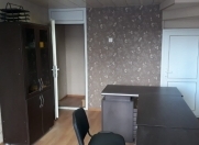 İcarəyə verilir 2 otaqlı 40 m2 ofis Şah İsmayıl Xətai m.