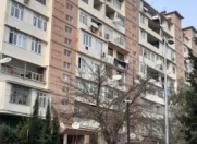 Satılır 3 otaqlı 100 m2 köhnə tikili 8 mkr