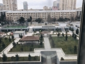 İcarəyə verilir 3 otaqlı 145 m2 yeni tikili Elmlər Akademiyası m.