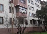 Satılır 2 otaqlı 58 m2 köhnə tikili Memar Əcəmi m.