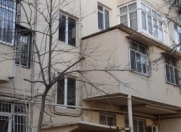 Satılır 2 otaqlı 53 m2 köhnə tikili Ayna Sultanova heykəli