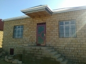Satılır 3 otaqlı 90 m2 həyət evi Y.Ramana