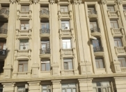 Satılır 3 otaqlı 130 m2 yeni tikili Bayıl