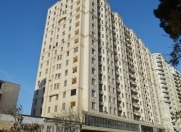 Satılır 2 otaqlı 107 m2 yeni tikili 28 May m.