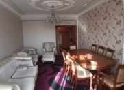 Satılır 3 otaqlı 130 m2 yeni tikili Nəriman Nərimanov m.