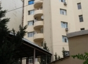 Satılır 4 otaqlı 160 m2 yeni tikili Nəriman Nərimanov parkı