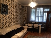 İcarəyə verilir 2 otaqlı 45 m2 köhnə tikili Zərifə Əliyeva adına park