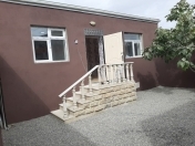 Satılır 3 otaqlı 80 m2 həyət evi Ramana