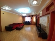 İcarəyə verilir 4 otaqlı 160 m2 yeni tikili Elmlər Akademiyası m.