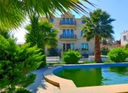 Satılır 6 otaqlı 600 m2 bağ evi Mərdəkan