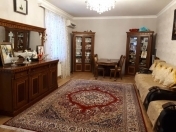 Satılır 5 otaqlı 160 m2 həyət evi Əhmədli m.