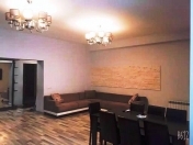 İcarəyə verilir 4 otaqlı 110 m2 yeni tikili 6 mkr