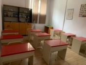 İcarəyə verilir 6 otaqlı 25 m2 ofis Keşlə bazarı