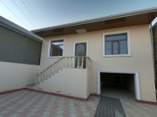 Satılır 3 otaqlı 100 m2 həyət evi Binəqədi