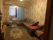 Satılır 2 otaqlı 50 m2 köhnə tikili Heydər Əliyev Mərkəzi