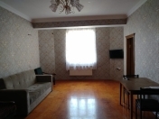 İcarəyə verilir 3 otaqlı 100 m2 yeni tikili Nəsimi m.