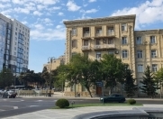 Satılır 3 otaqlı 78 m2 köhnə tikili Hüseyn Cavid parkı