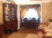 Satılır 3 otaqlı 72 m2 köhnə tikili Nizami m.