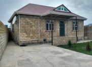 Satılır 3 otaqlı 100 m2 həyət evi Şəki