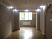 Satılır 2 otaqlı 54 m2 köhnə tikili Nizami m.