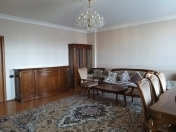 Satılır 3 otaqlı 140 m2 yeni tikili Nəriman Nərimanov m.
