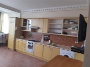 İcarəyə verilir 3 otaqlı 150 m2 yeni tikili 28 may