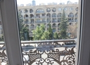 İcarəyə verilir 2 otaqlı 66 m2 köhnə tikili Xarici İşlər Nazirliyi