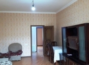 İcarəyə verilir 2 otaqlı 60 m2 köhnə tikili Elmlər Akademiyası m.