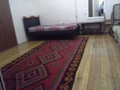 İcarəyə verilir 1 otaqlı 35 m2 köhnə tikili Sahil m.