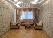 İcarəyə verilir 4 otaqlı 168 m2 yeni tikili 28 May m.