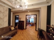 İcarəyə verilir 2 otaqlı 90 m2 yeni tikili Gənclik m.