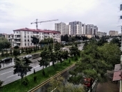 İcarəyə verilir 2 otaqlı 100 m2 köhnə tikili Qara Qarayev m.