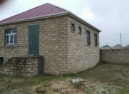 Satılır 3 otaqlı 68 m2 həyət evi Ramana
