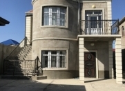 Satılır 5 otaqlı 180 m2 həyət evi Buzovna