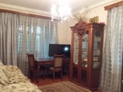 Satılır 2 otaqlı 70 m2 köhnə tikili 9 mkr