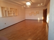 Satılır 4 otaqlı 126 m2 yeni tikili Həzi Aslanov