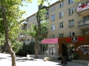 Satılır 3 otaqlı 75 m2 köhnə tikili Nizami m.