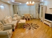 İcarəyə verilir 3 otaqlı 140 m2 yeni tikili Beşmərtəbə