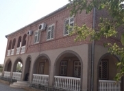 Satılır 9 otaqlı 242 m2 bağ evi Novxanı