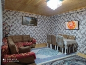 Satılır 4 otaqlı 300 m2 həyət evi Binə
