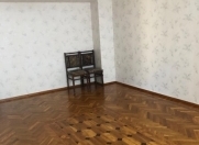 Satılır 3 otaqlı 68 m2 köhnə tikili 8 mkr