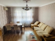 İcarəyə verilir 4 otaqlı 125 m2 köhnə tikili İnşaatçılar m.