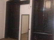 Satılır 4 otaqlı 160 m2 köhnə tikili İçəri Şəhər m.