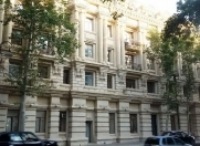 İcarəyə verilir 2 otaqlı 70 m2 köhnə tikili Hilton otel