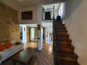 Satılır 4 otaqlı 80 m2 köhnə tikili İçəri Şəhər m.