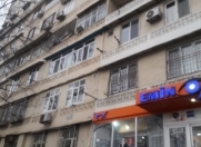 Satılır 5 otaqlı 130 m2 köhnə tikili İnşaatçılar m.