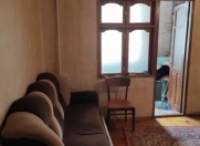 Satılır 2 otaqlı 42 m2 köhnə tikili 9 mkr